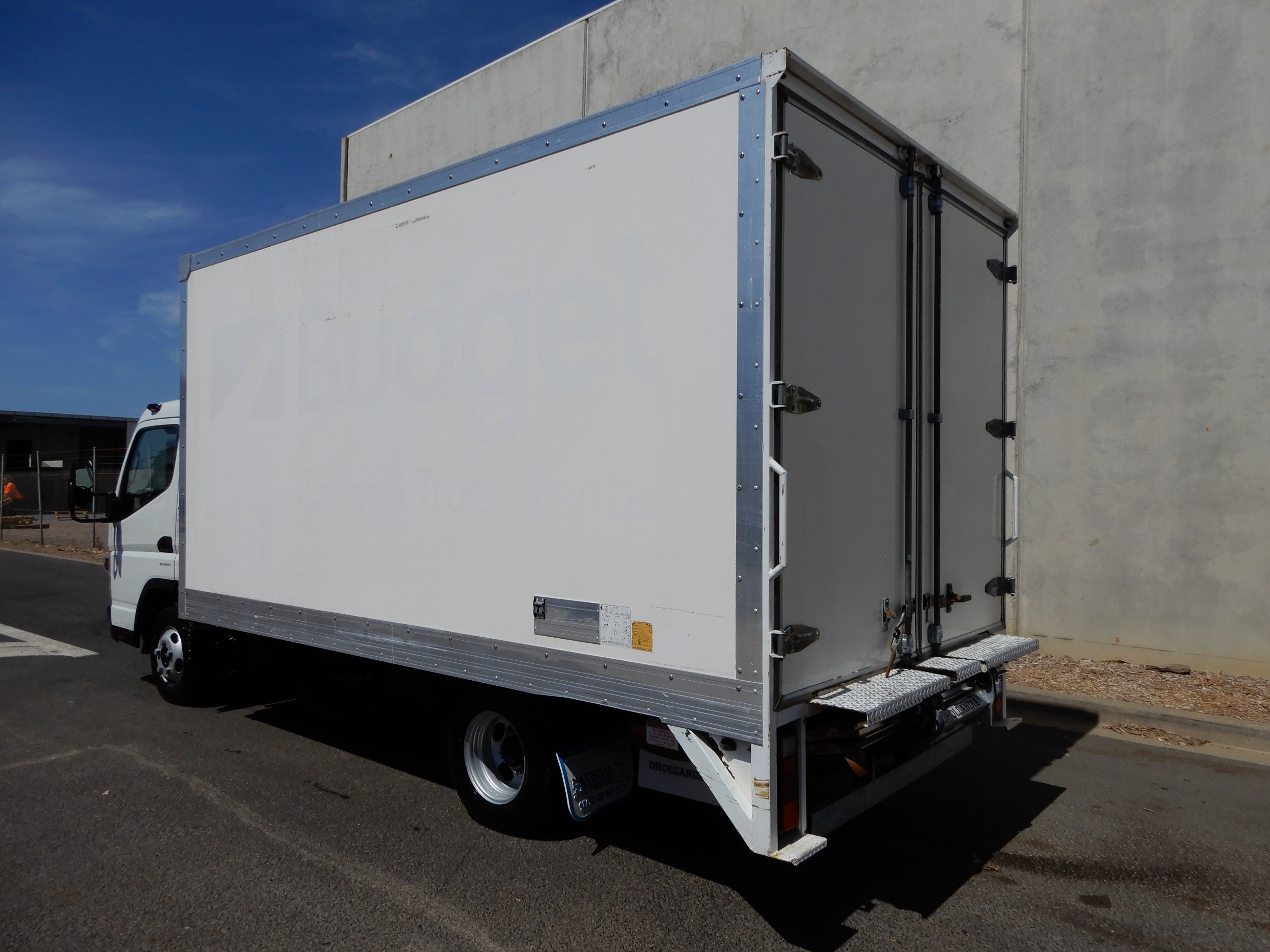 2013 MITSUBISHI FUSO CANTER 515 PANTECH TRUCK