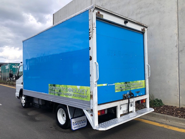 2010 FUSO CANTER 815 TRUCK PANTECH