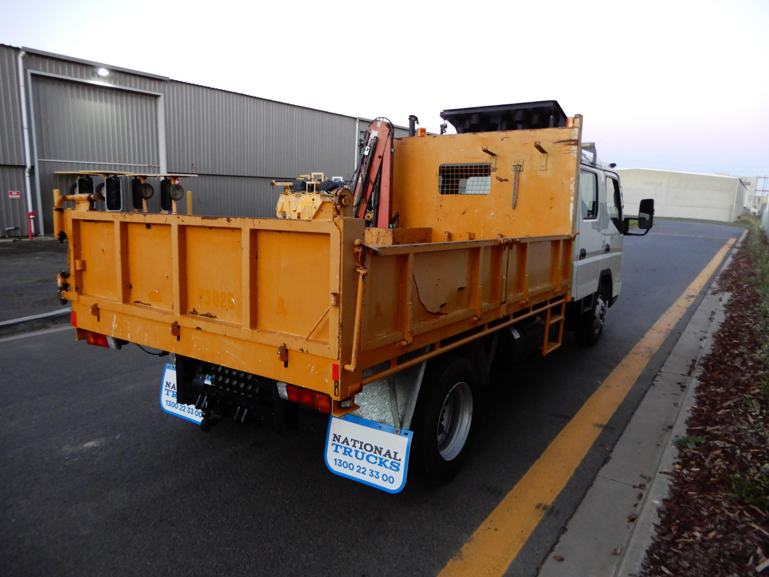 2008 MITSUBISHI CANTER MANUAL TIPPER