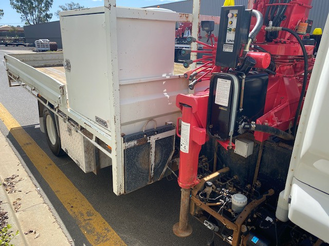 2005 ISUZU FRR500 TRUCK CRANE TRUCK