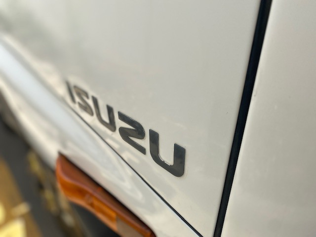 2005 ISUZU FRR500 TRUCK CRANE TRUCK