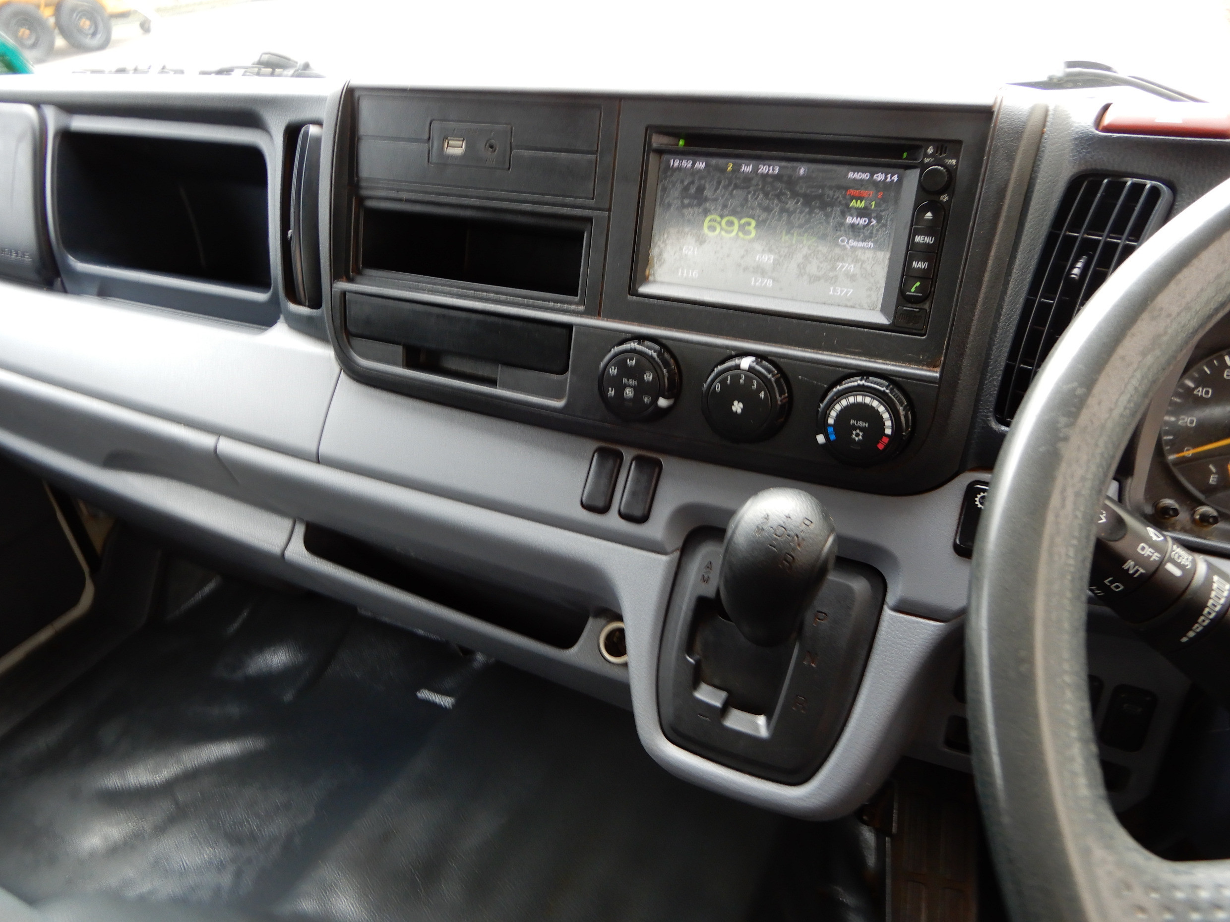 2013 FUSO CANTER 918 AUTOMATIC PANTECH