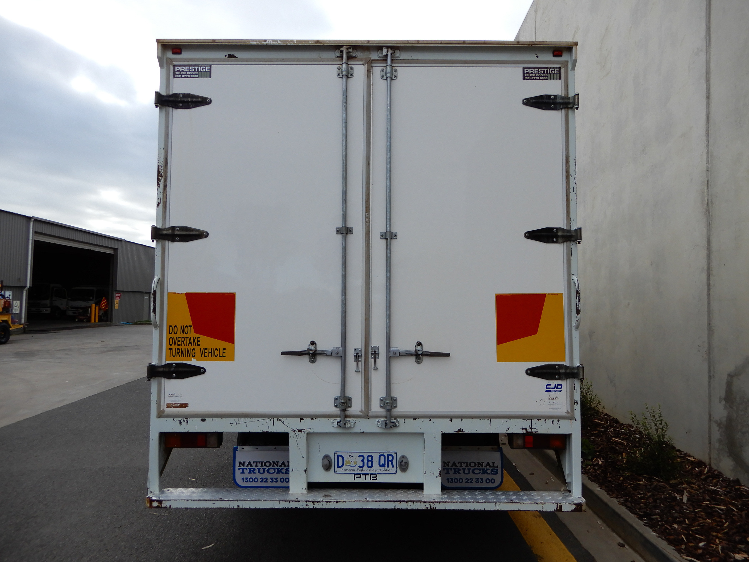 2013 FUSO CANTER 918 AUTOMATIC PANTECH