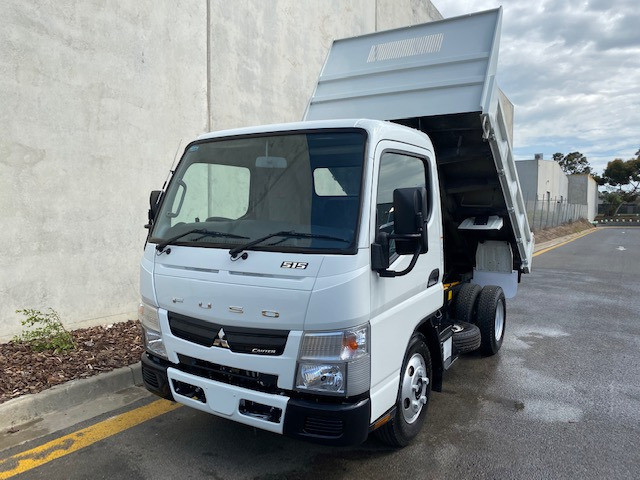 2014 FUSO CANTER TIPPER