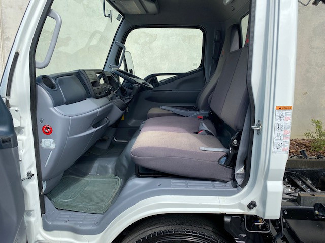 2014 FUSO CANTER TIPPER