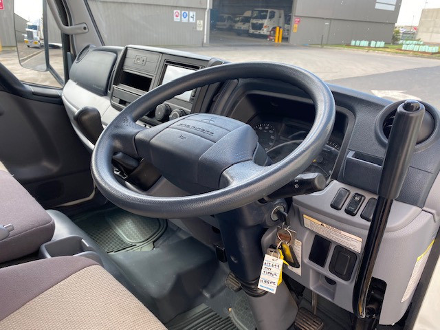 2014 FUSO CANTER TIPPER