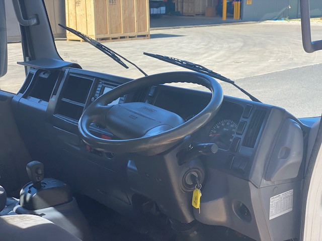 2010 ISUZU NLR200 MANUAL PANTECH