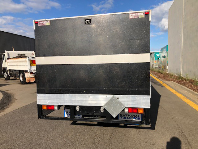 2014 FUSO CANTER 515 TRUCK CURTAINSIDER