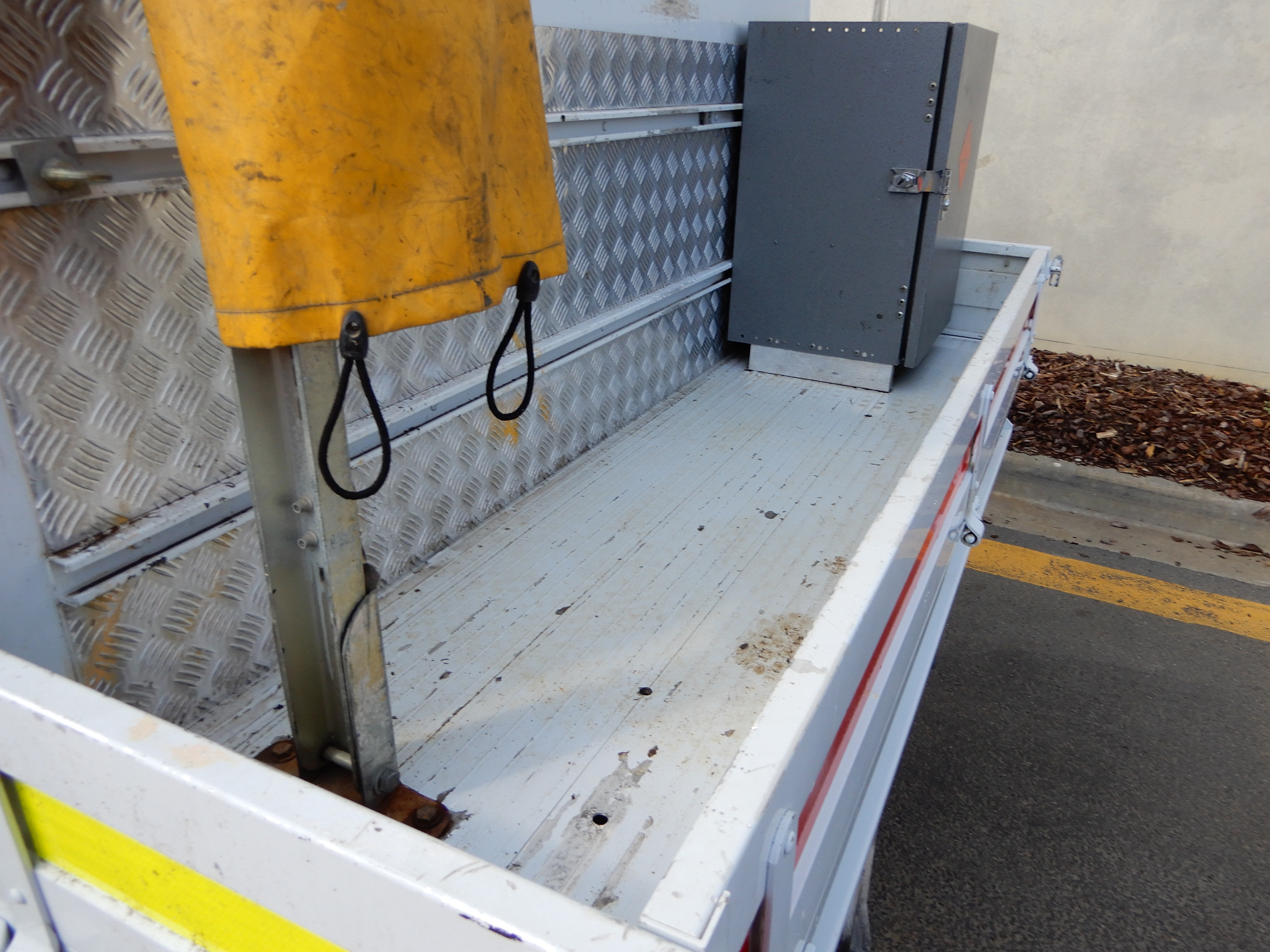 2012 MERCEDES-BENZ SPRINTER TRUCK SERVICE BODY