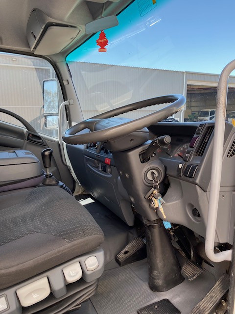 2013 ISUZU FRR500 MANUAL CURTAINSIDER TRUCK
