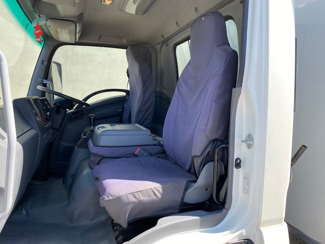 2013 ISUZU FRR500 MANUAL CURTAINSIDER TRUCK