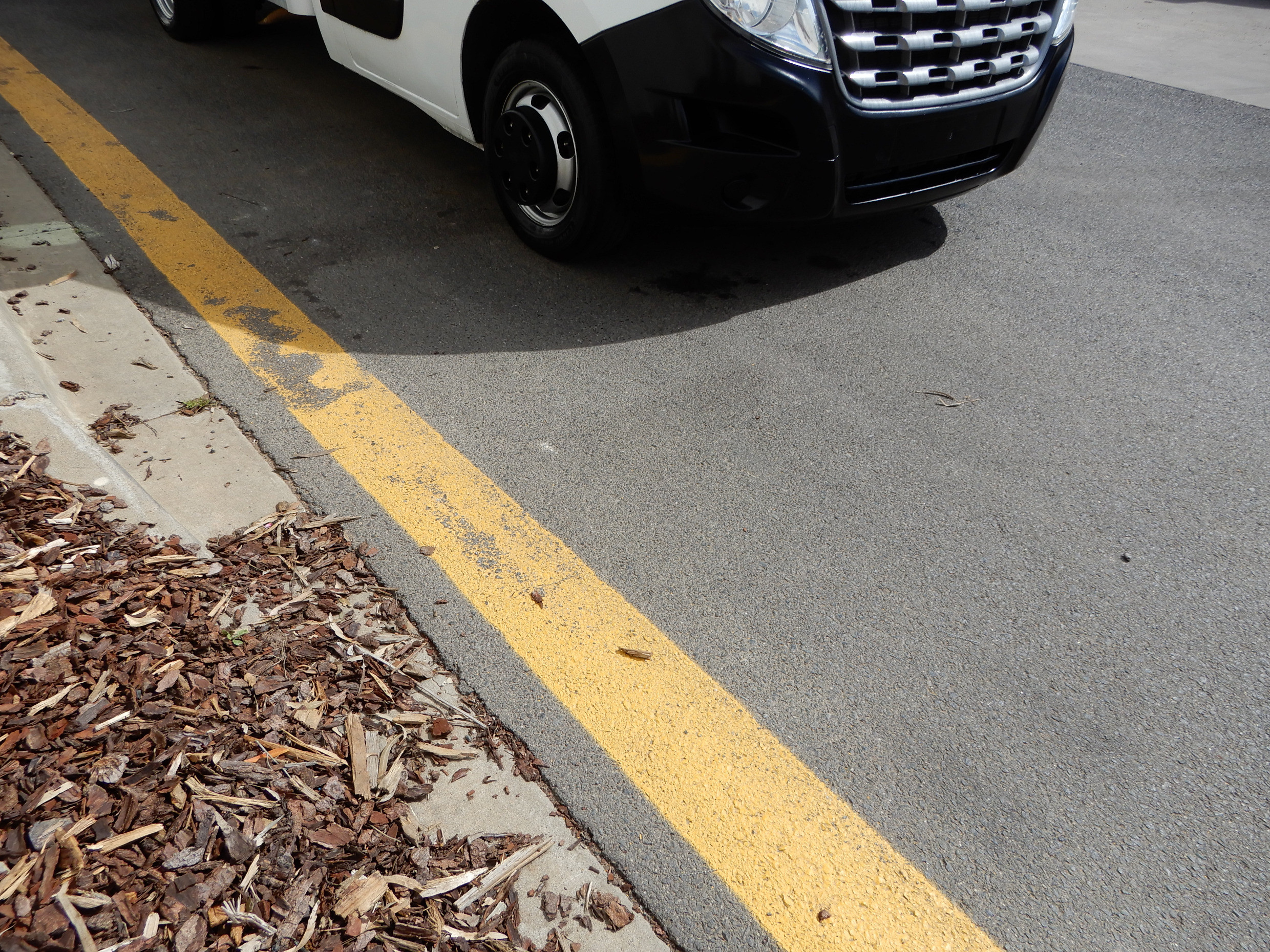 2013 RENAULT MASTER AUTOMATIC REFRIGERATED TRUCK
