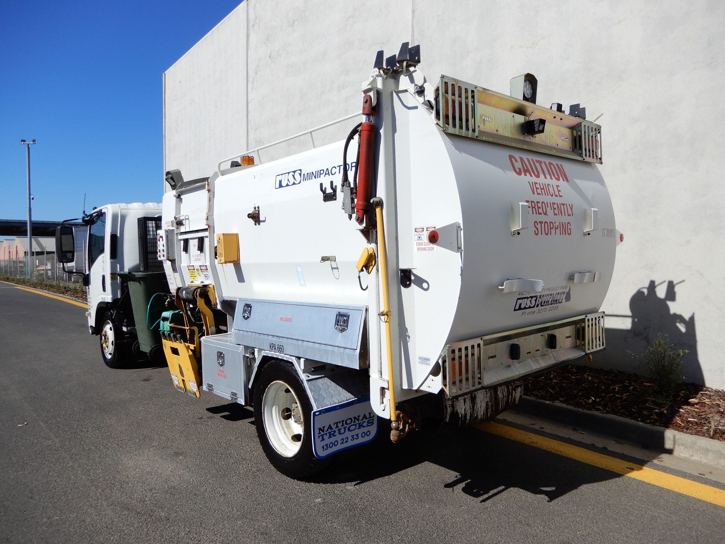 2013 ISUZU NQR450 MANUAL WASTE DISPOSAL