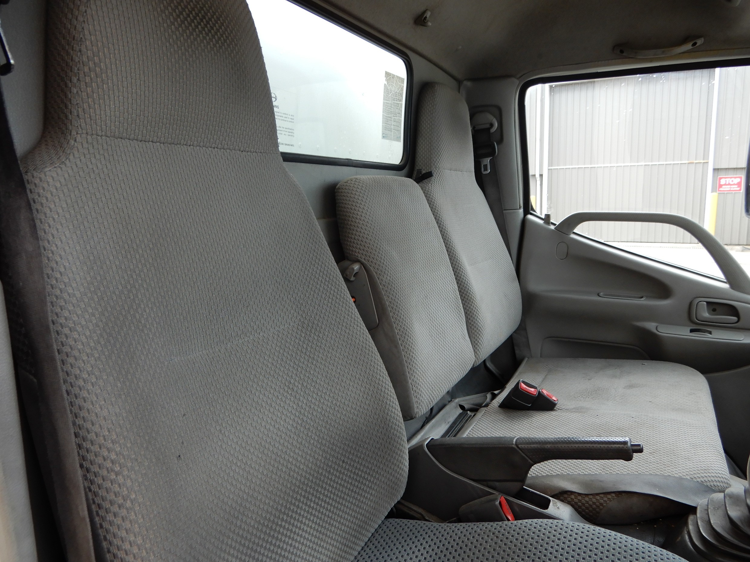 2005 HINO DUTRO TRUCK PANTECH