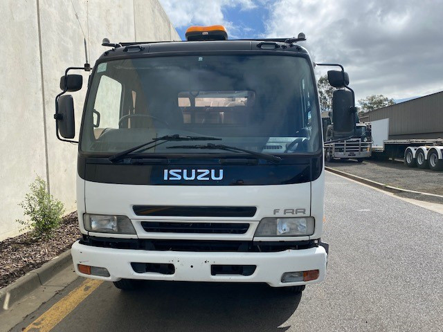 2007 ISUZU FRR500 VACUUM TANKER