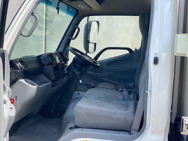 2014 HINO 616 - 300 SERIES TRUCK REFRIGERATED