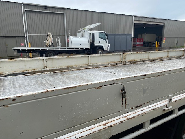 2012 ISUZU NLR200 TRAY TRUCK