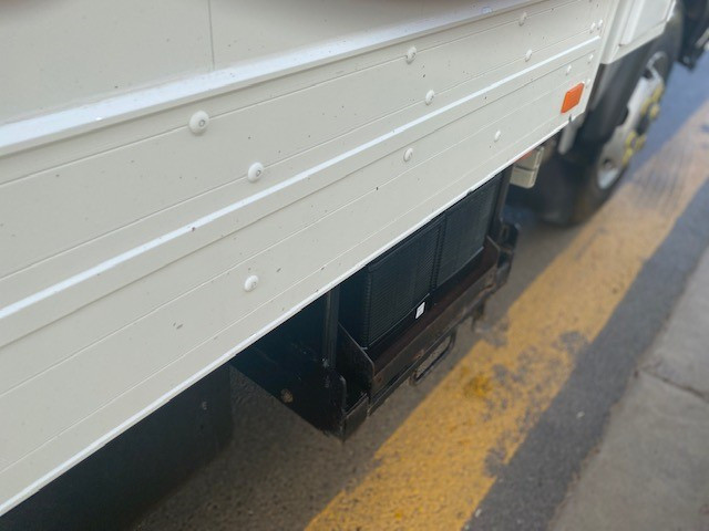 2005 HINO DUTRO PANTECH