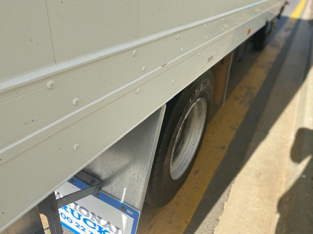 2005 HINO DUTRO PANTECH