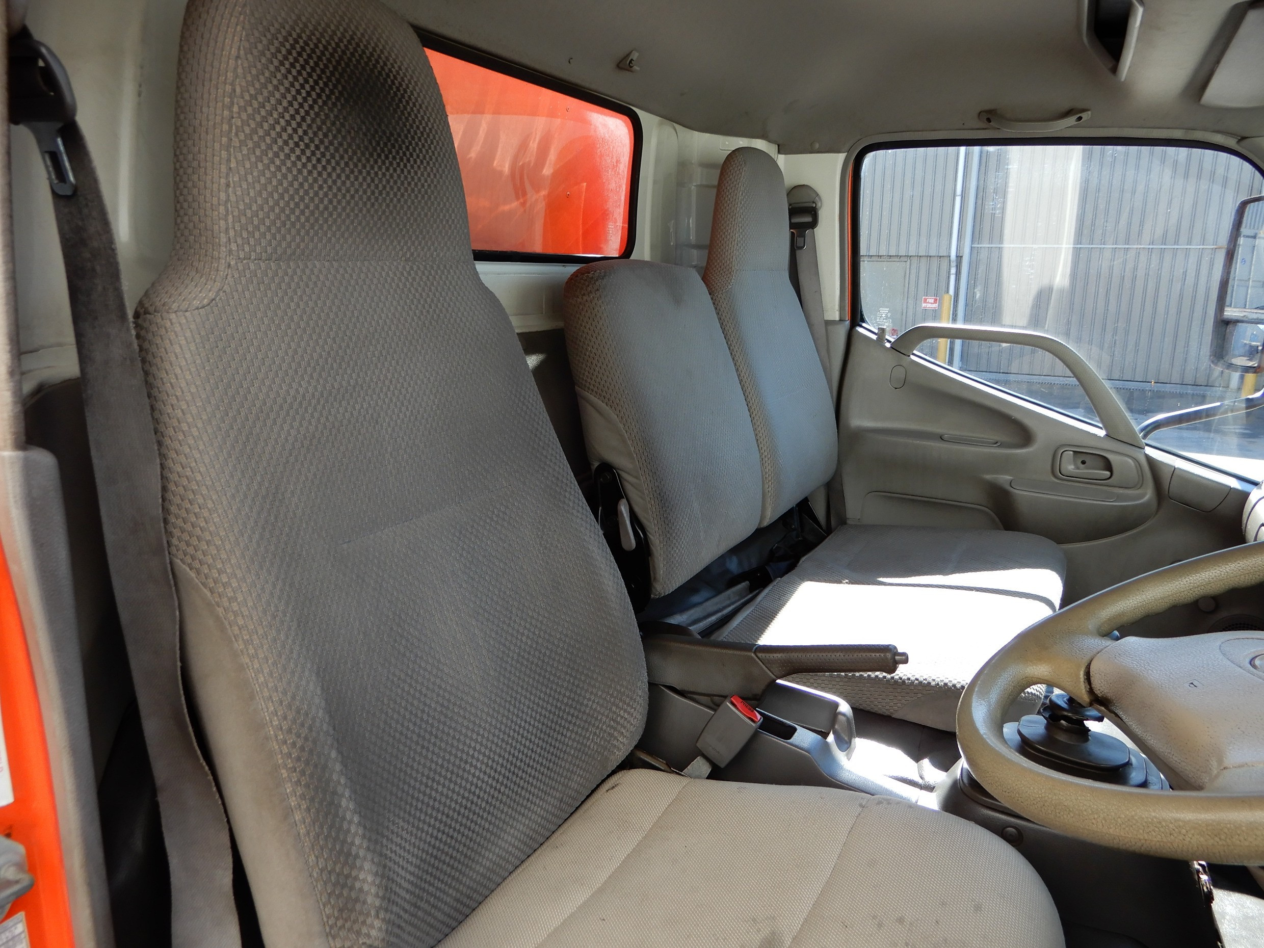 2004 HINO DUTRO MANUAL PANTECH