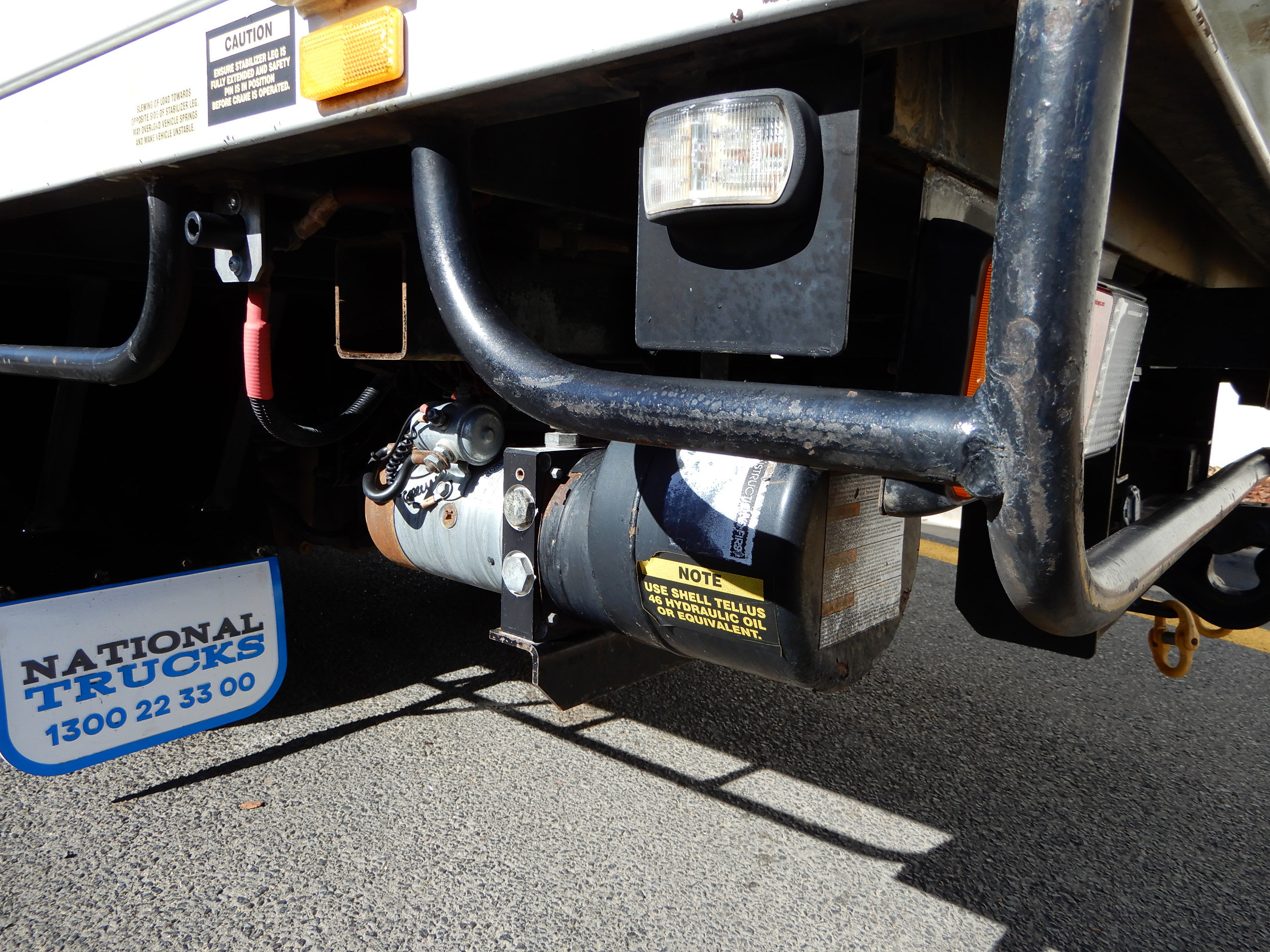 2012 HINO 717 - 300 SERIES MANUAL TRAY