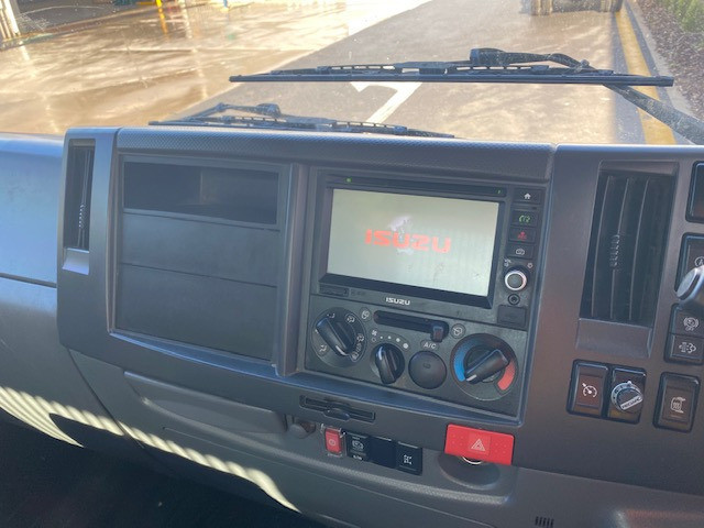 2017 ISUZU FRR500 TRUCK AUTOMATIC TIPPER