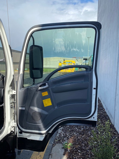 2017 ISUZU FRR500 TRUCK AUTOMATIC TIPPER