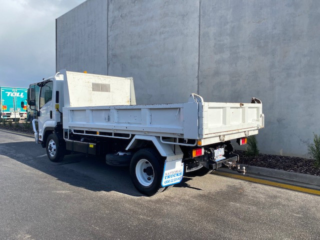 2017 ISUZU FRR500 TRUCK AUTOMATIC TIPPER