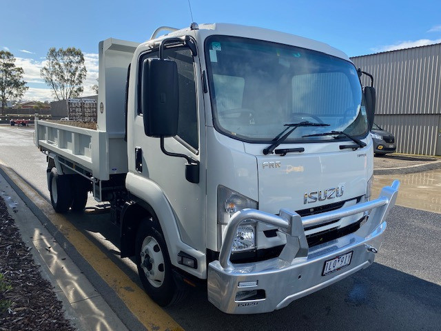 2017 ISUZU FRR500 TRUCK AUTOMATIC TIPPER