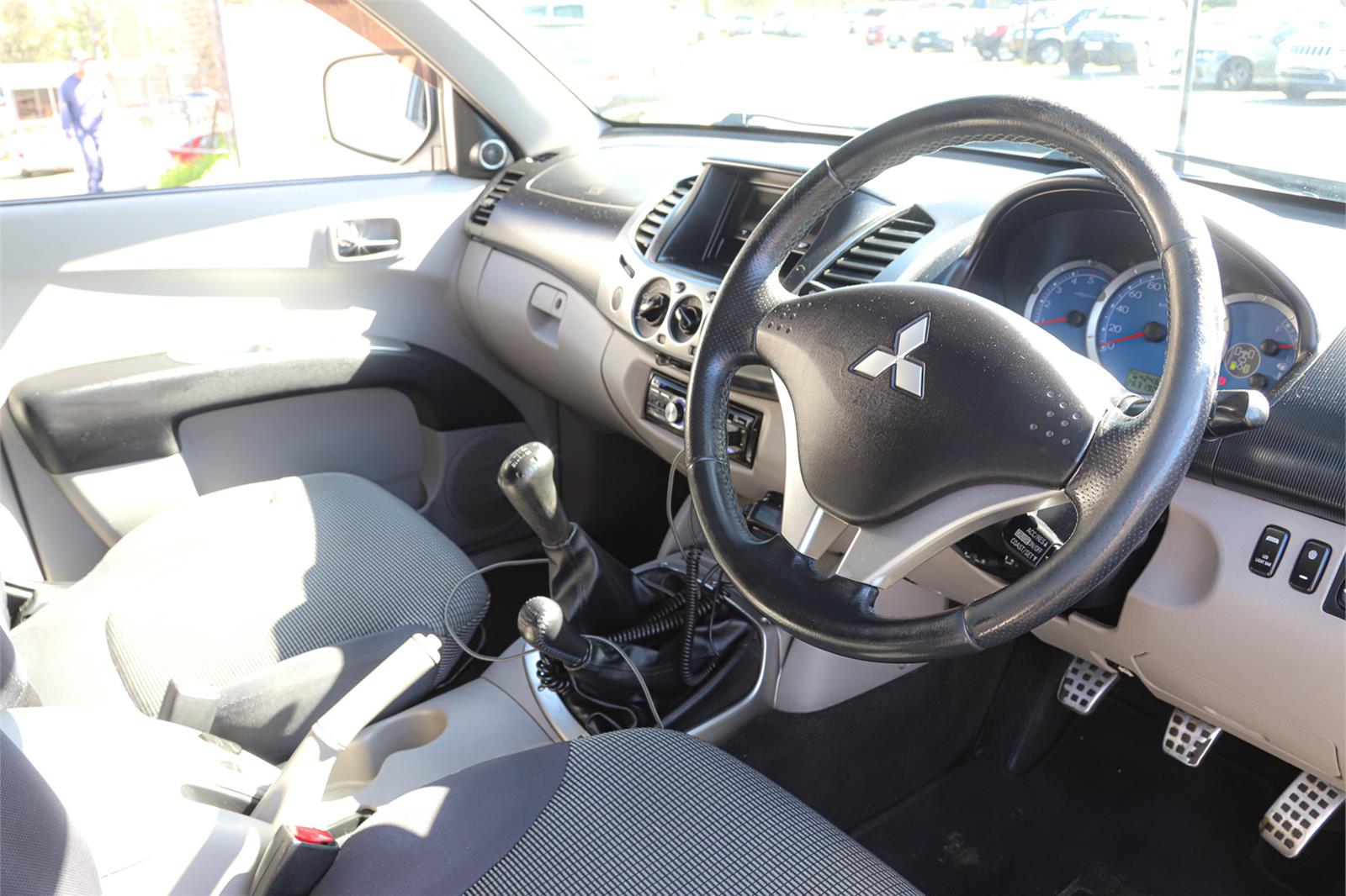 2008 MITSUBISHI TRITON ML GLX-R MANUAL UTILITY