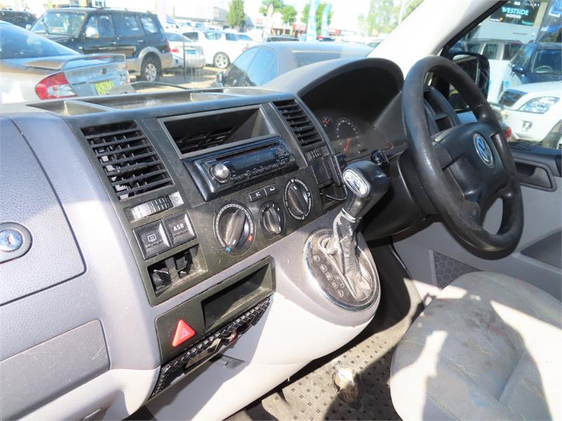 2005 VOLKSWAGEN TRANSPORTER T5 SPORTS AUTOMATIC VAN