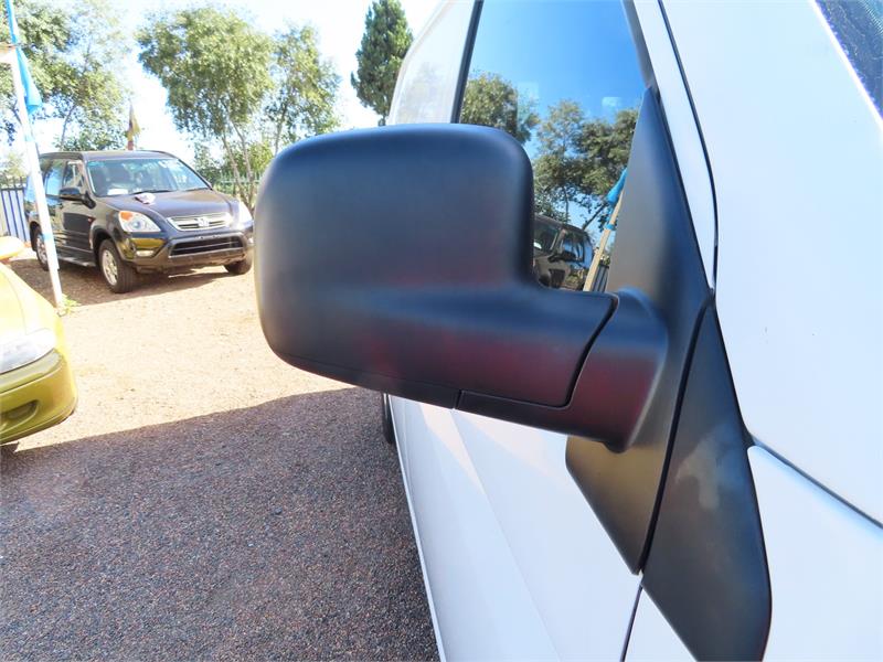 2005 VOLKSWAGEN TRANSPORTER T5 SPORTS AUTOMATIC VAN
