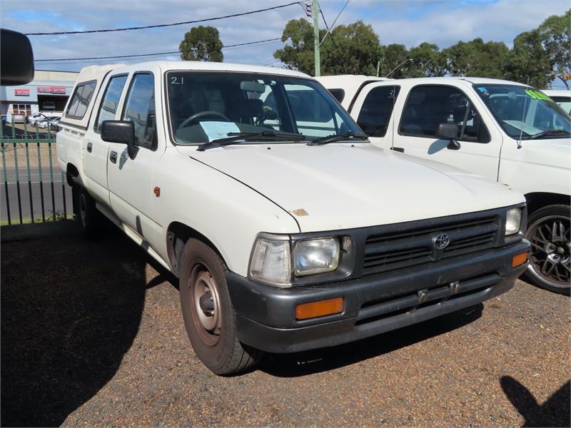 1994 TOYOTA HILUX RN85R DX AUTOMATIC UTILITY