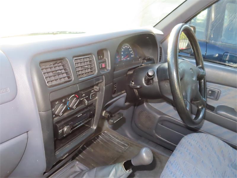2000 TOYOTA HILUX RZN169R SR5 MANUAL UTILITY