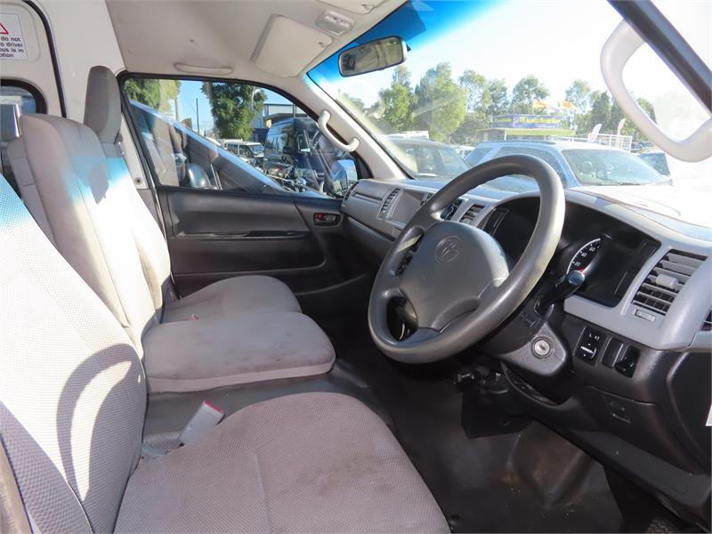2009 TOYOTA HIACE TRH223R COMMUTER AUTOMATIC BUS