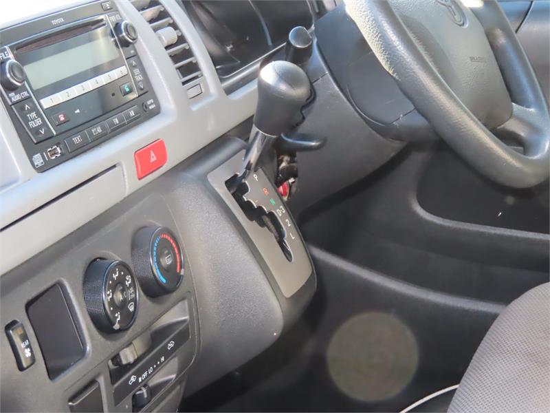 2009 TOYOTA HIACE TRH223R COMMUTER AUTOMATIC BUS