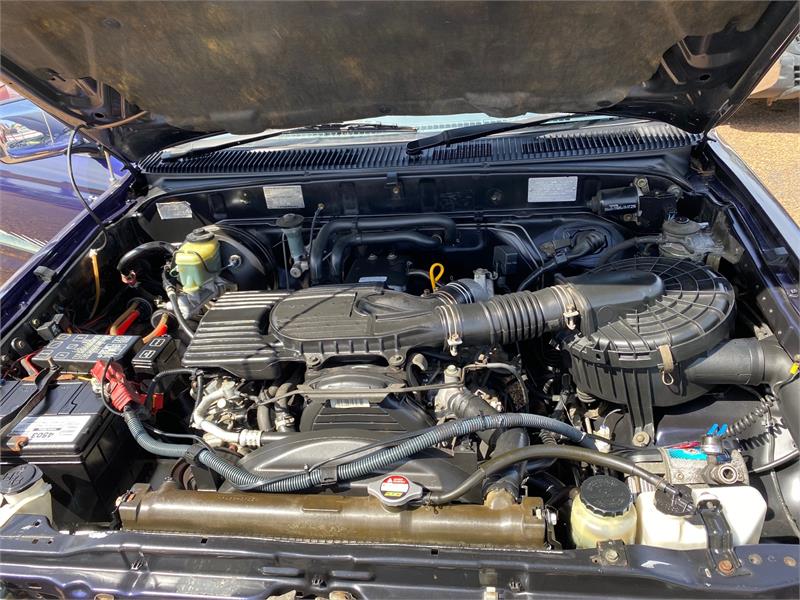 1998 TOYOTA HILUX LN167R MANUAL UTILITY