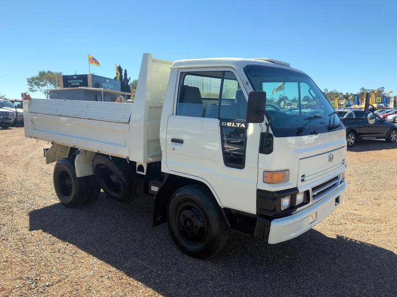 2000 DAIHATSU DELTA GVM 4450 MANUAL TRUCK