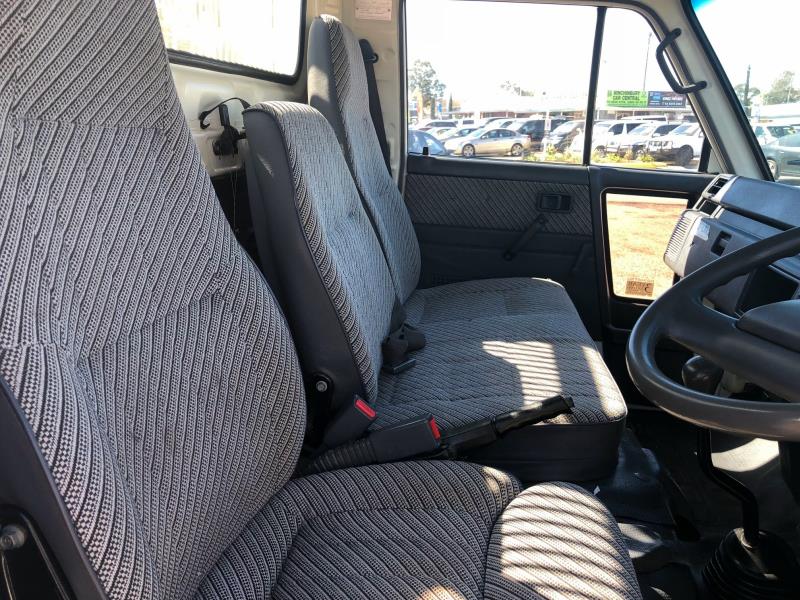 2000 DAIHATSU DELTA GVM 4450 MANUAL TRUCK