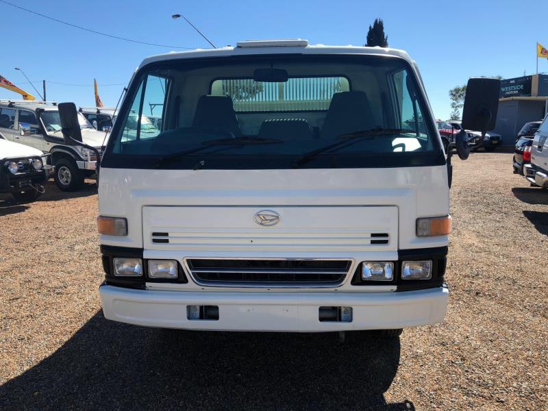 2000 DAIHATSU DELTA GVM 4450 MANUAL TRUCK