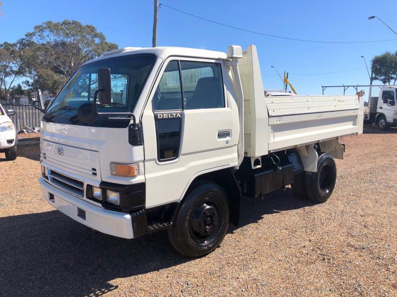 2000 DAIHATSU DELTA GVM 4450 MANUAL TRUCK