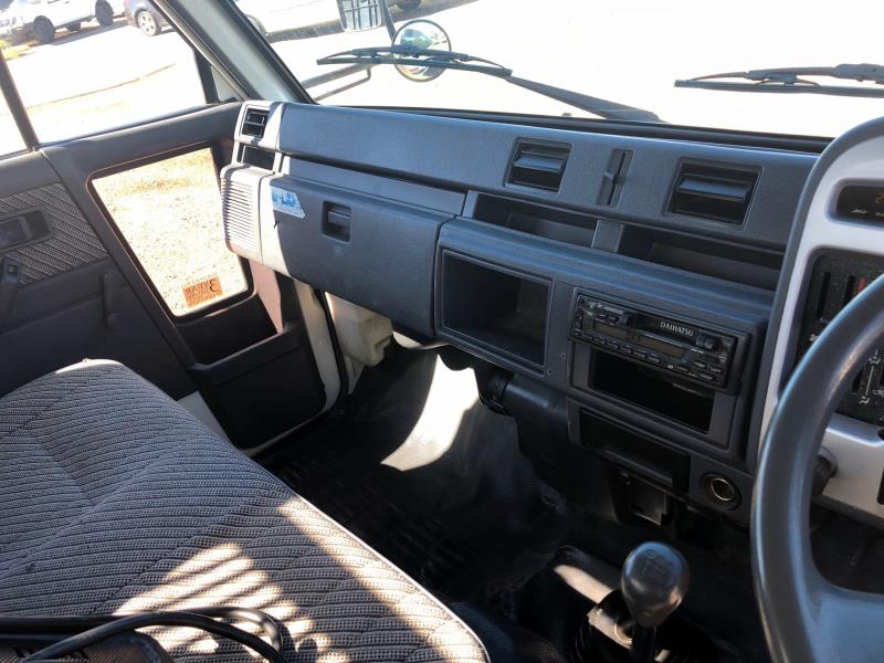 2000 DAIHATSU DELTA GVM 4450 MANUAL TRUCK