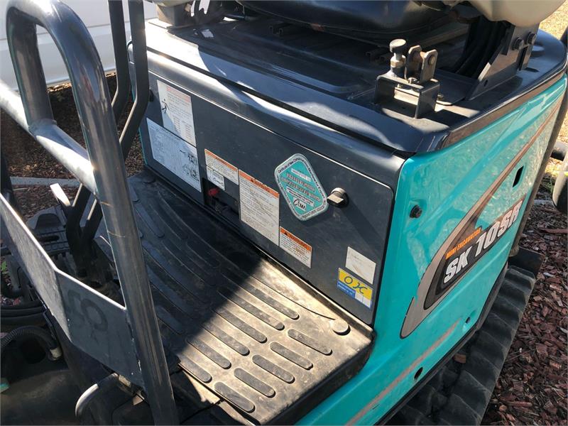 MINI EXCAVATOR 1140KG MACHINERY