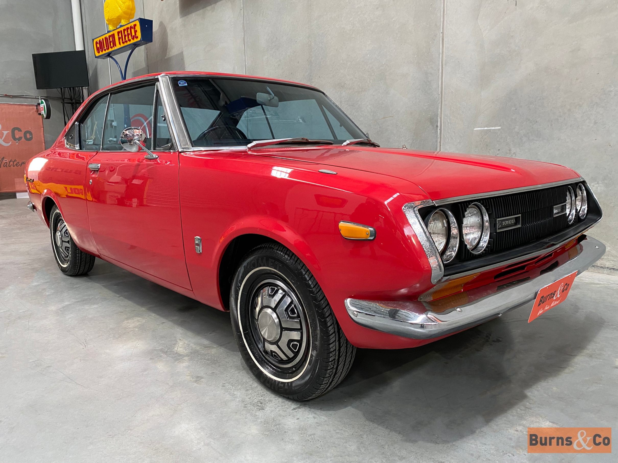 1970 TOYOTA CORONA MARK II AUTOMATIC COUPE