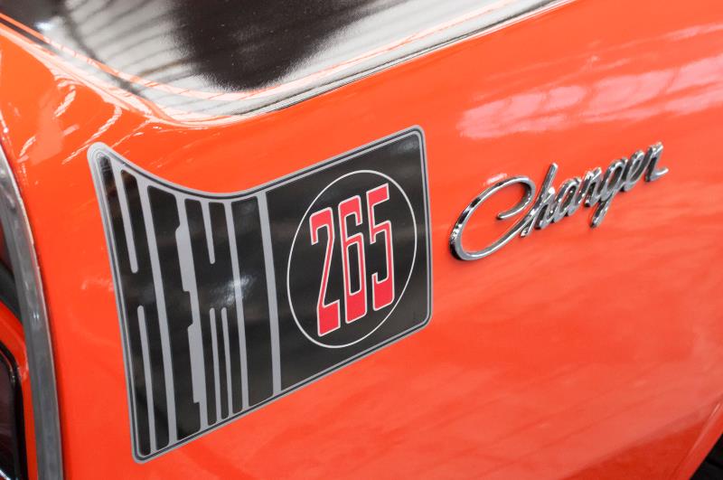 1972 CHRYSLER CHARGER RT VH