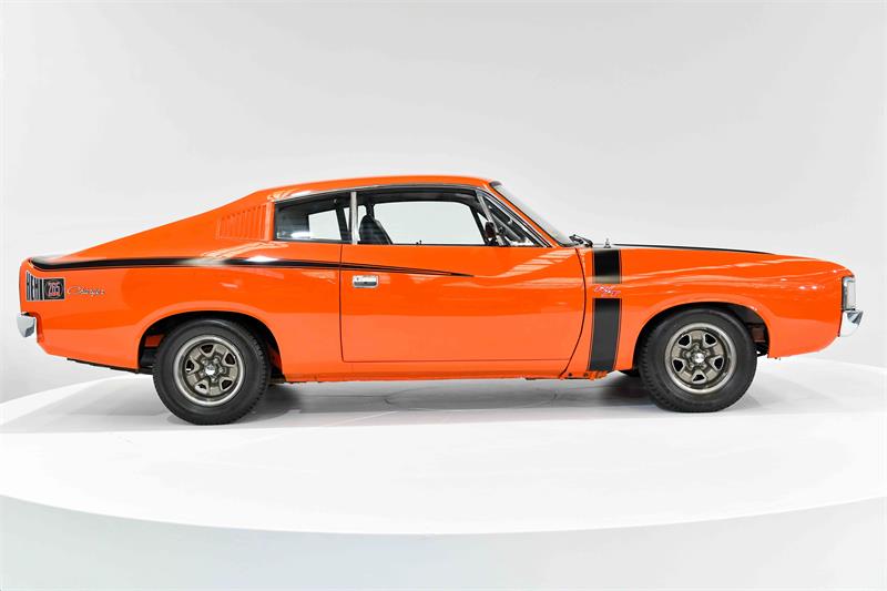 1972 CHRYSLER CHARGER RT VH