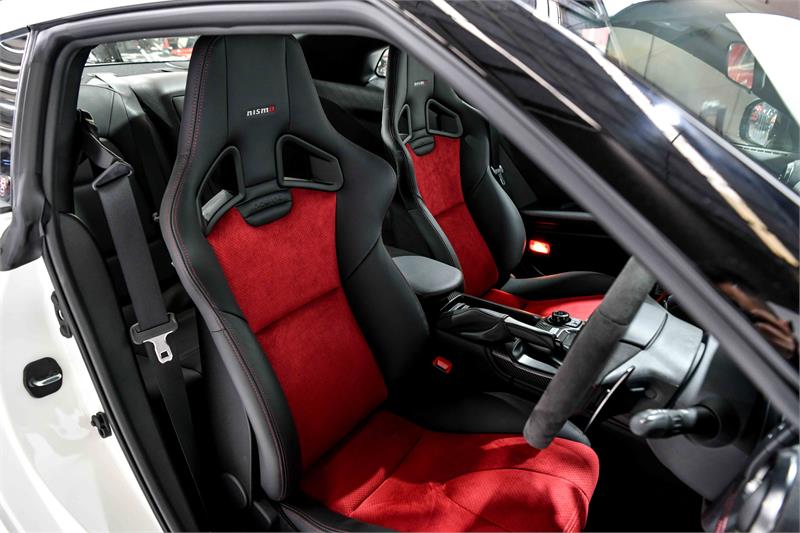 2017 NISSAN GT-R NISMO R35 MY17