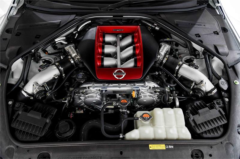 2017 NISSAN GT-R NISMO R35 MY17