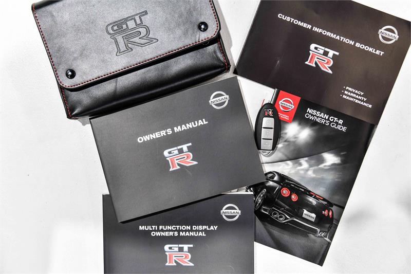 2017 NISSAN GT-R NISMO R35 MY17