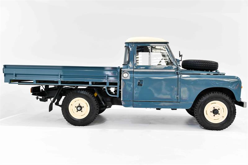 1963 LAND ROVER SERIES 2A UTE